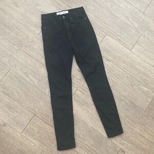 GAP True Skinny Super High Rise